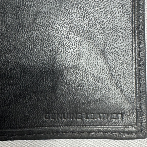 (2) NWT Rolf’s genuine leather tri-fold men’s wallets. 1 brown & 1 black - Picture 7 of 12